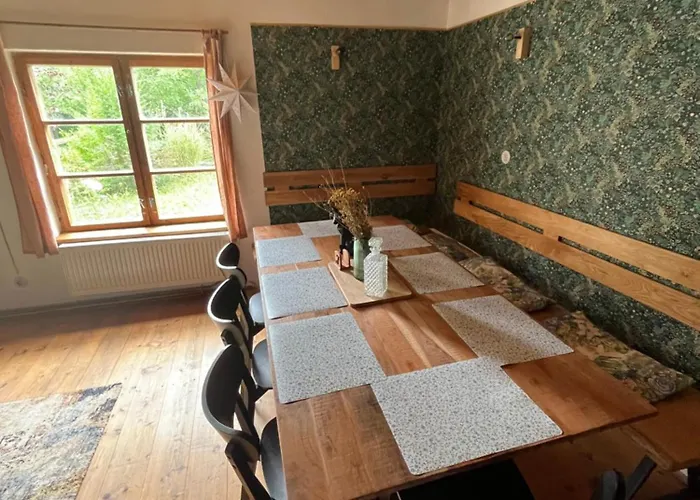 Chaloupka V Srdci Krivoklatska Дом отдыха Раковник